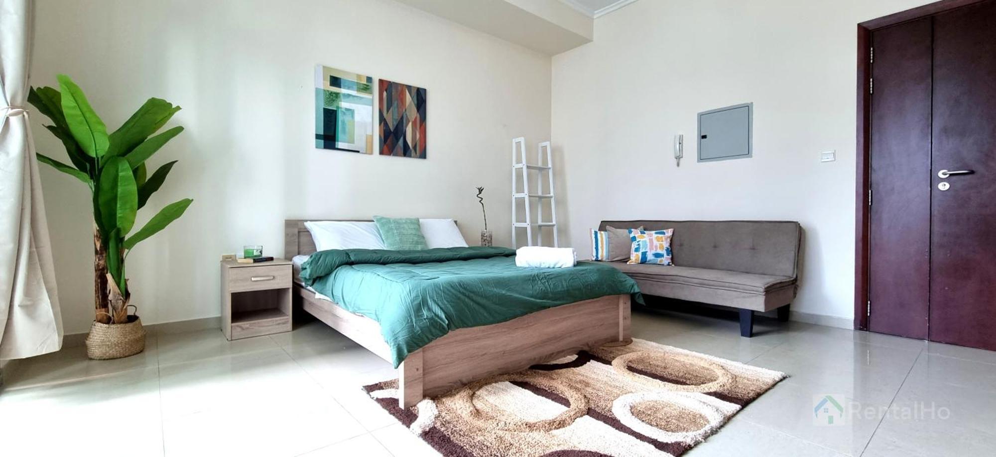 50% Off Summer Offert, W/ Balcony & Pool View Апартаменти Дубай