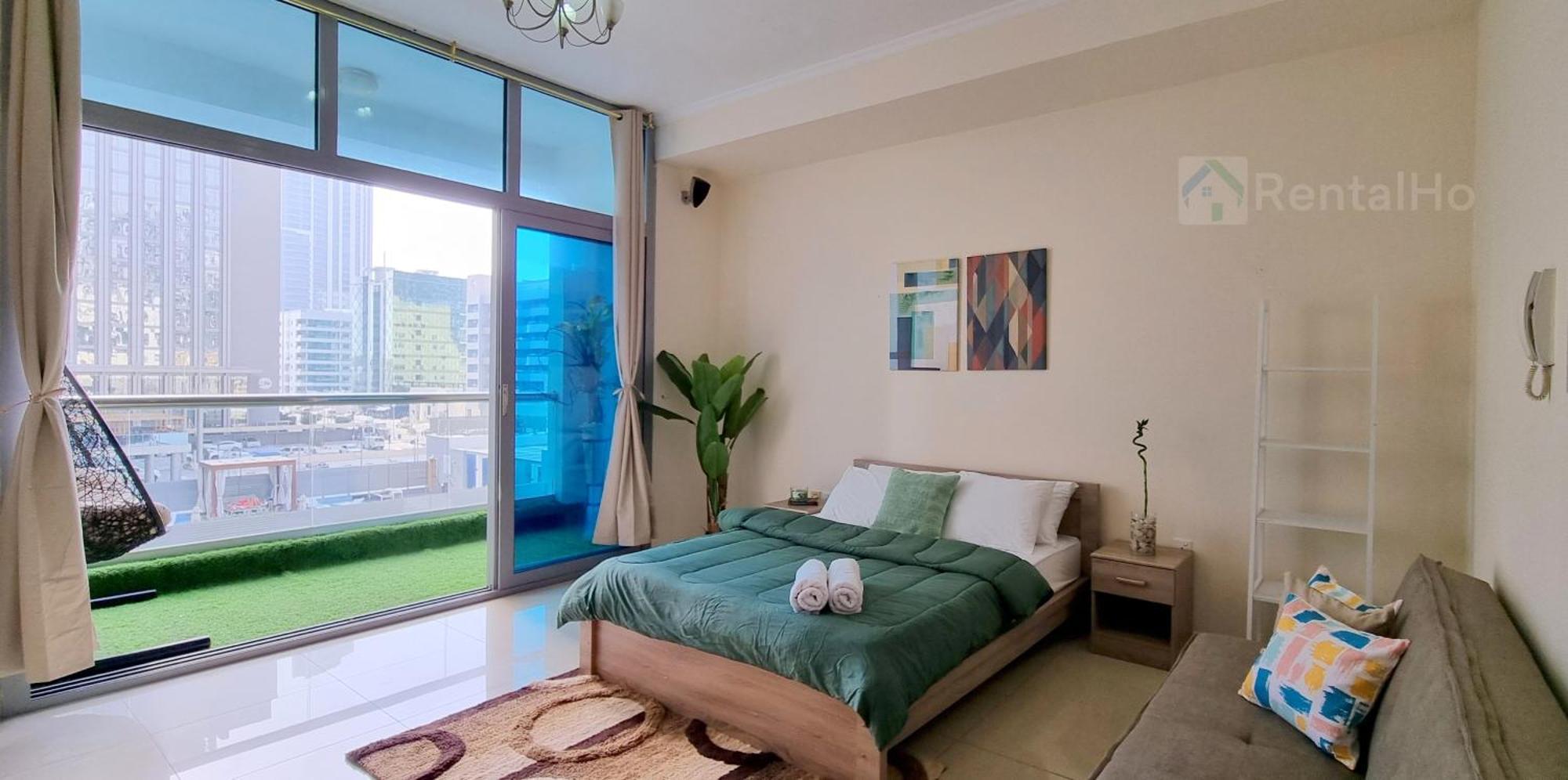 50% Off Summer Offert, W/ Balcony & Pool View Апартаменти Дубай